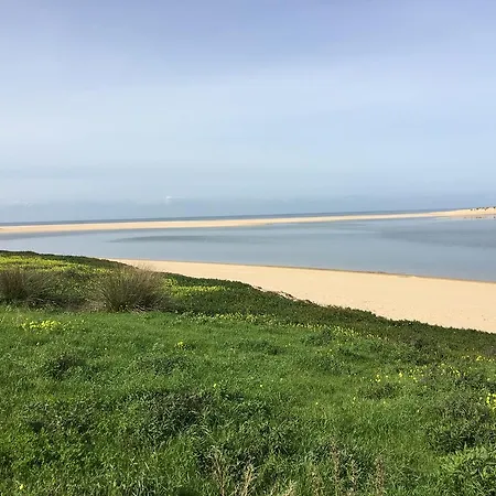 Sesimbra Beach House Apartamento Alfarim